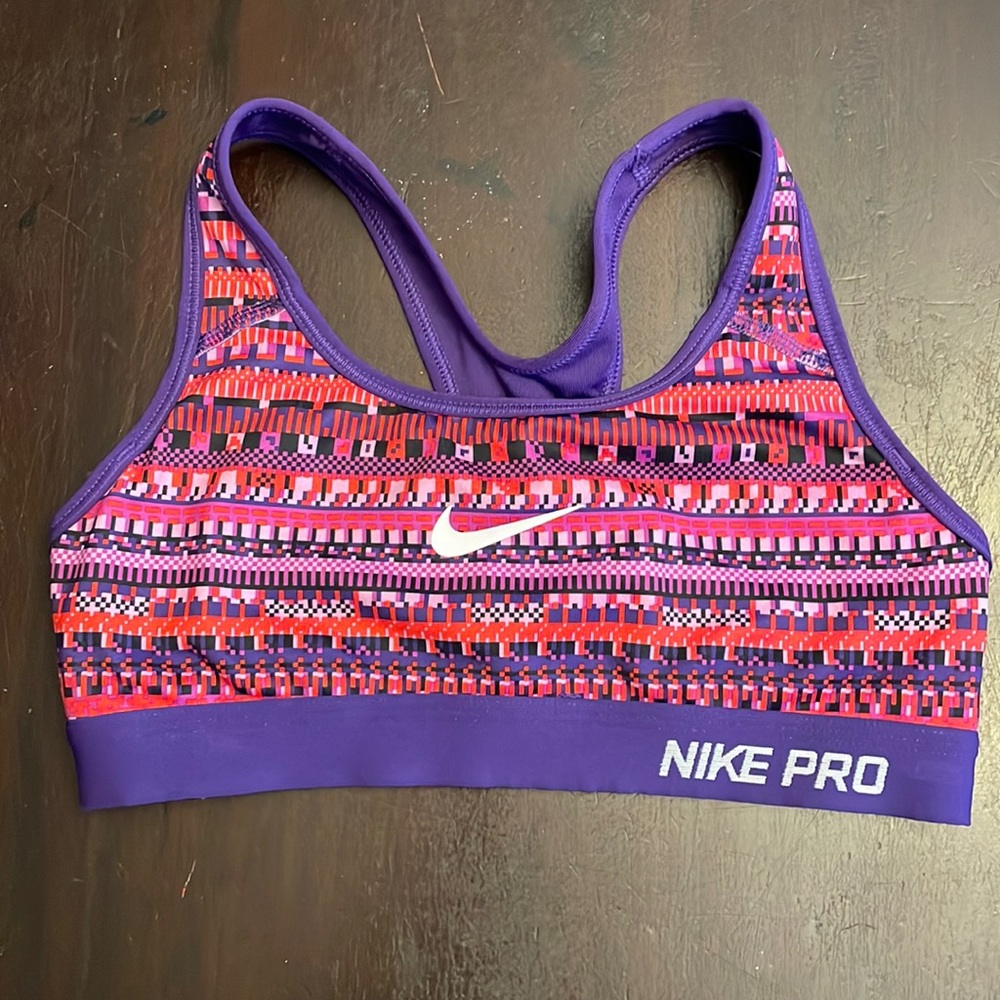 Nike Pro sports bra.